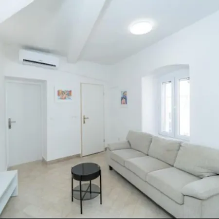 St Stephen Apartment