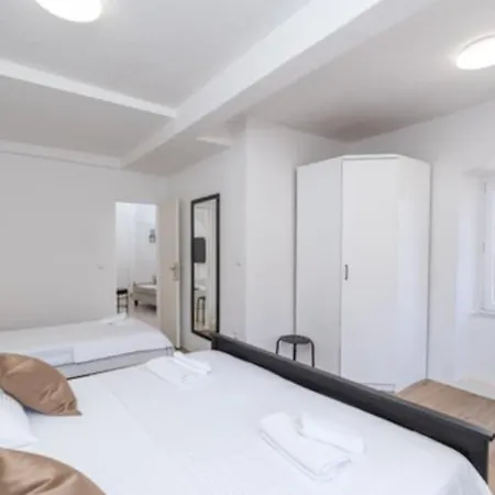Apartment St Stephen